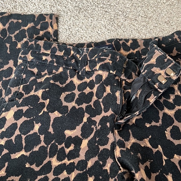 GAP Slim City Ankle Crop Pants in Leopard Print - Picture 4 of 4